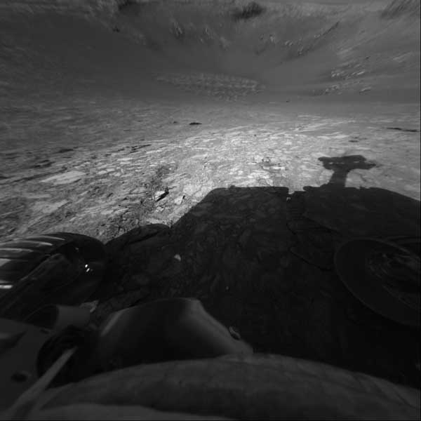 Looking down into Endurance Crater.  Image credit NASA/JPL.