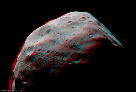 Phobos from Mars Express in 3D